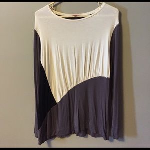 Narciso Rodriguez cream, black, gray top