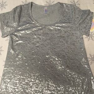 LulaRoe classic T Gray with silver foil detail S