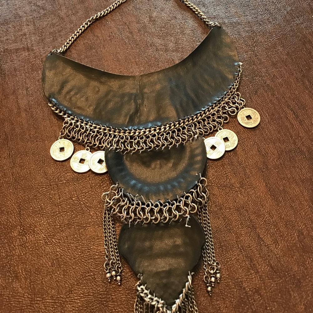 NECKLACE - Picture 3 of 3