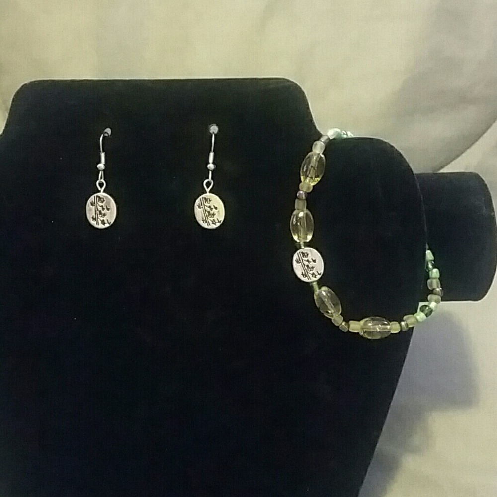 HANDMADE Bamboo bracelets/earring set