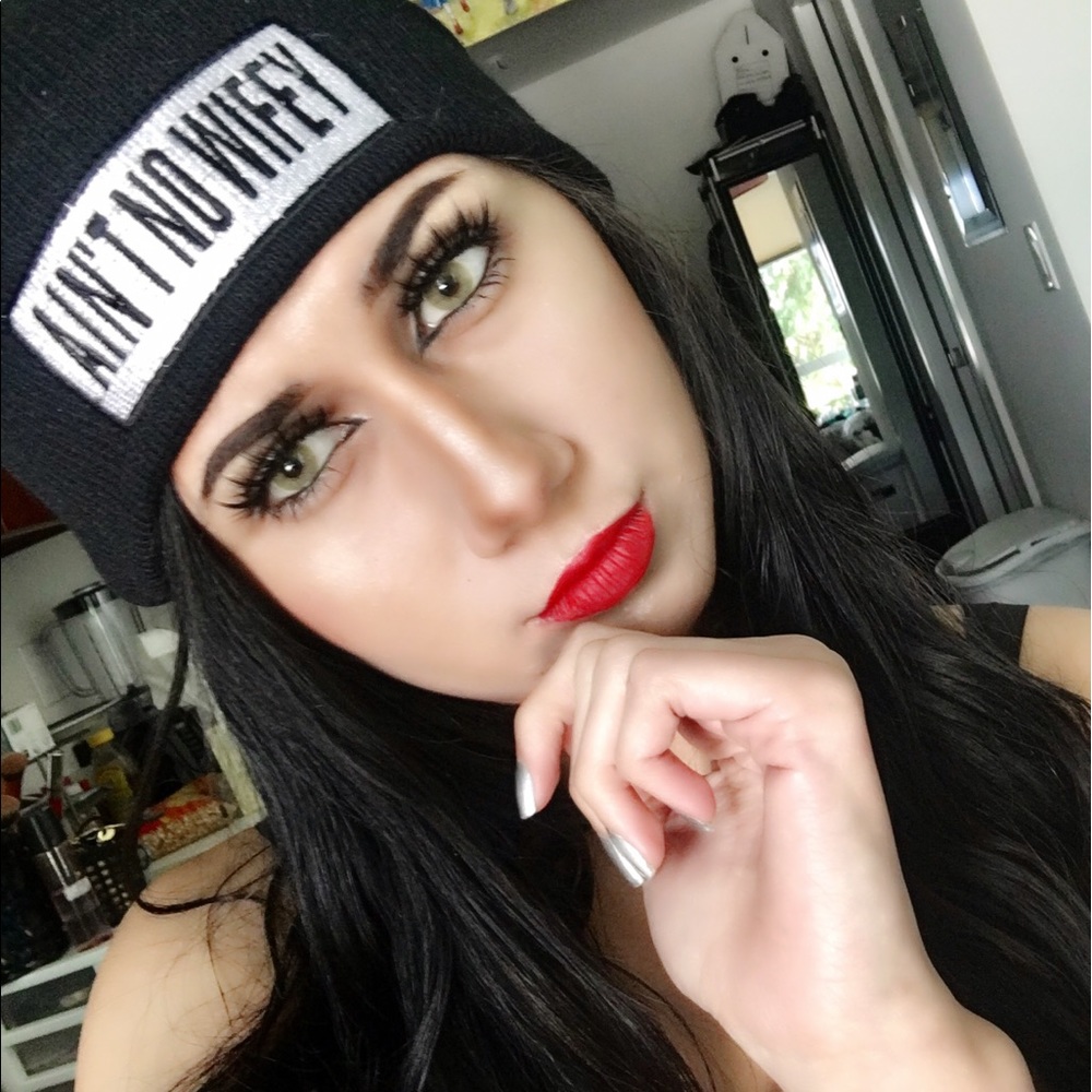 Ain't no wifey beanie