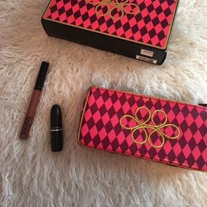 Mac nutcracker set