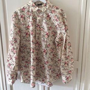 Vine and Floral Print Button-up