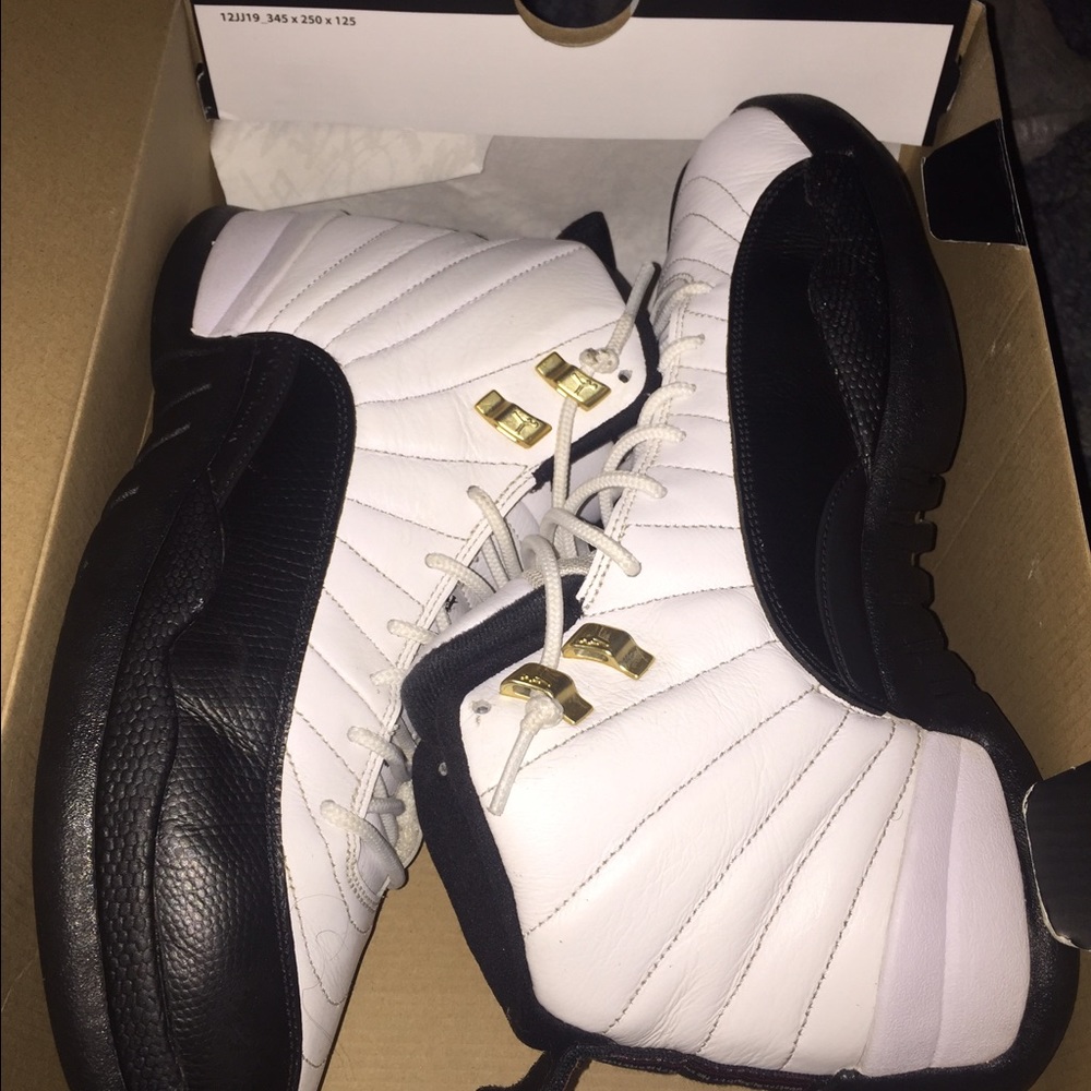 Jordan 12 (Taxis)