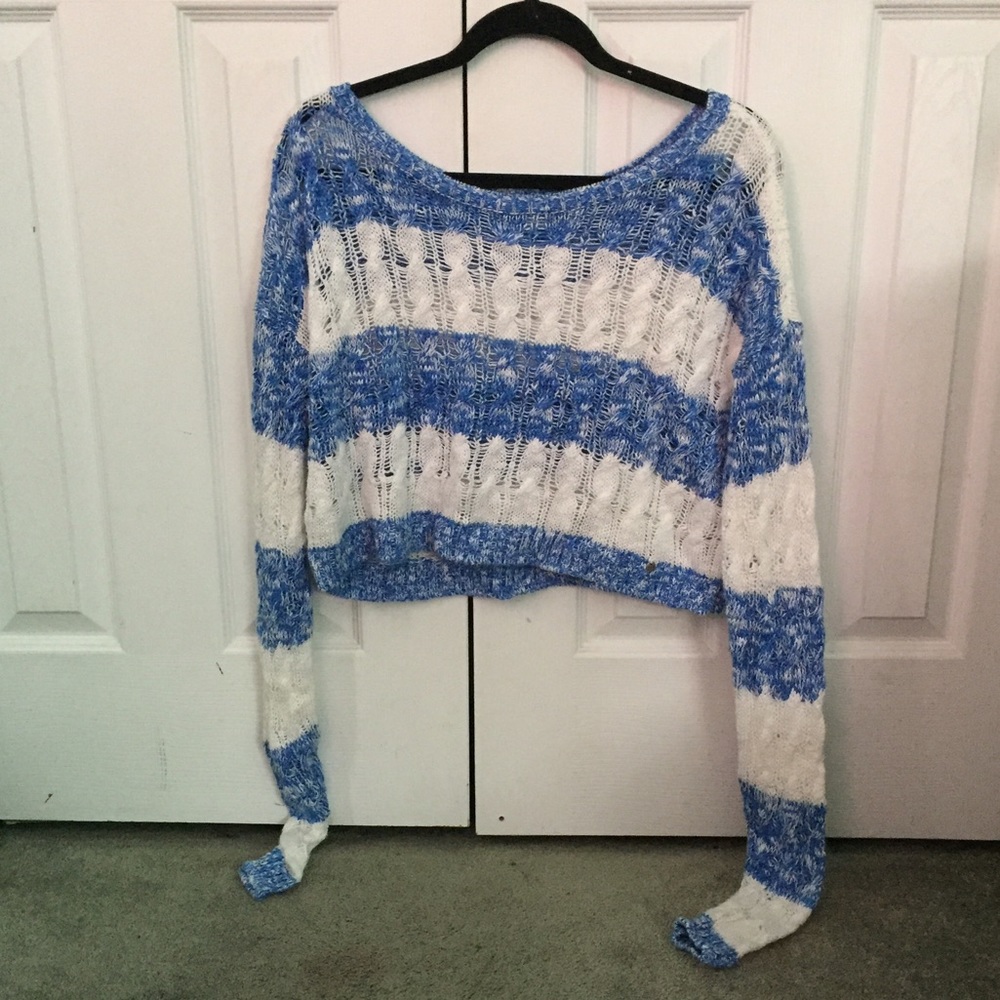 Abercrombie cropped sweater