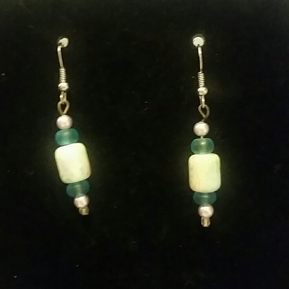 Handmade earrings - Picture 2 of 2