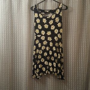 Vintage Look Daisy Dress