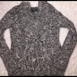Forever21 pullover knit hoodie