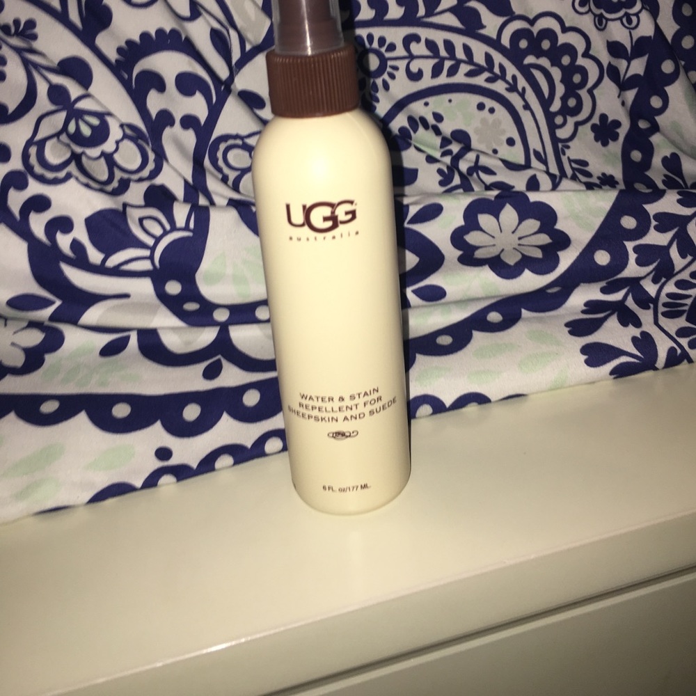 Brand New Ugg Boot Water Proof and Stain Spray
