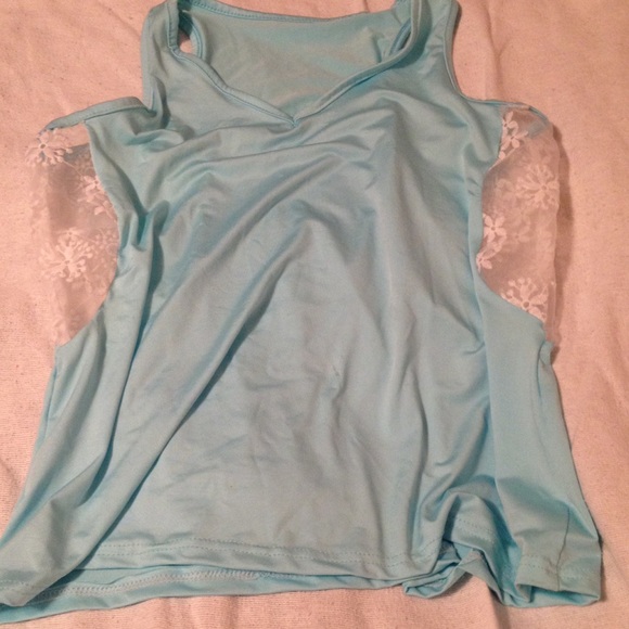 Baby blue with lace sides - Picture 2 of 2