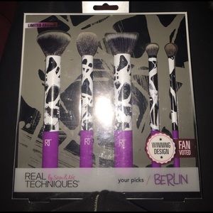 Real techniques brush set Real techniques brush set 