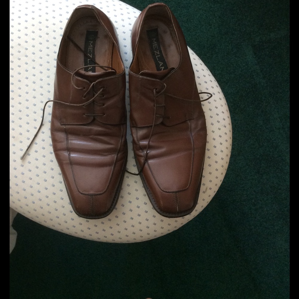 Mezlan brown shoes