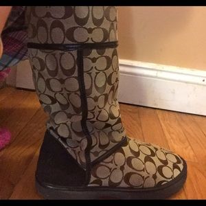 Coach boots
