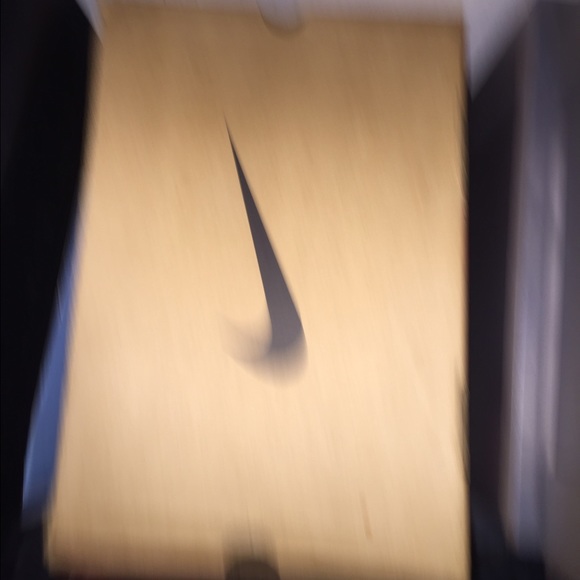 Jordan 12 OG (Flu Games) - Picture 2 of 2