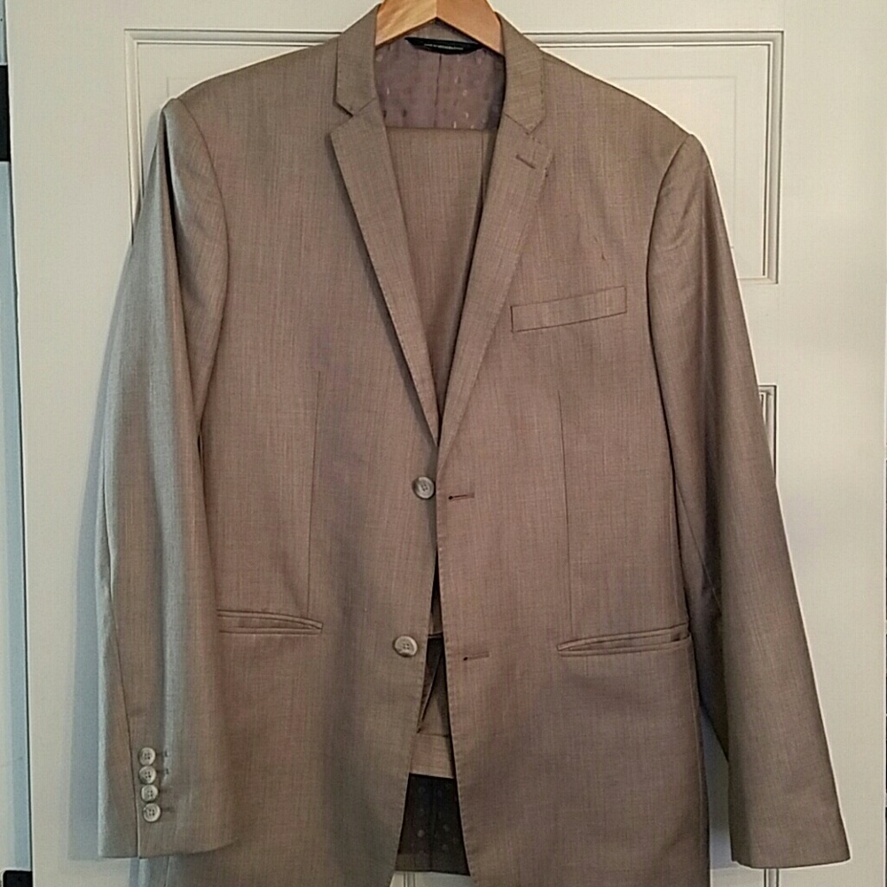 Grey Perry Ellis Suit