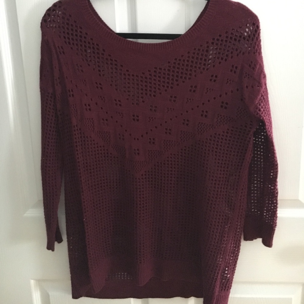 American Eagle Maroon Sweater