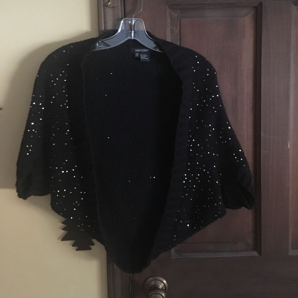 Karen Kane Shrug