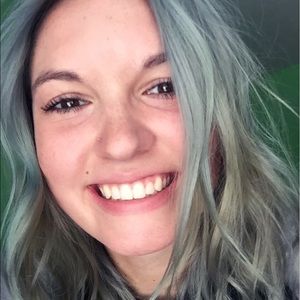 Meet your Posher, Grace