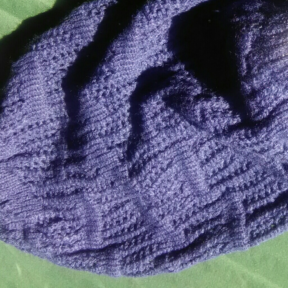 Simple knit hat - Picture 2 of 4
