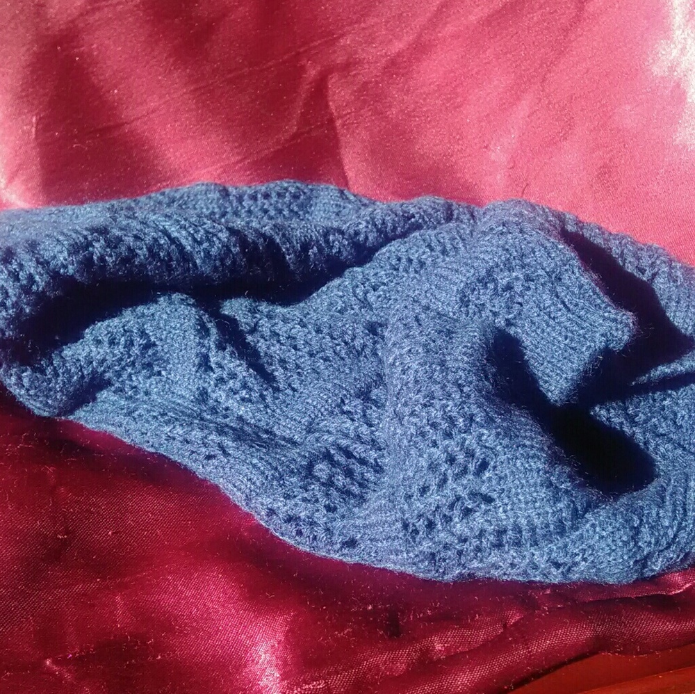 Simple knit hat - Picture 4 of 4