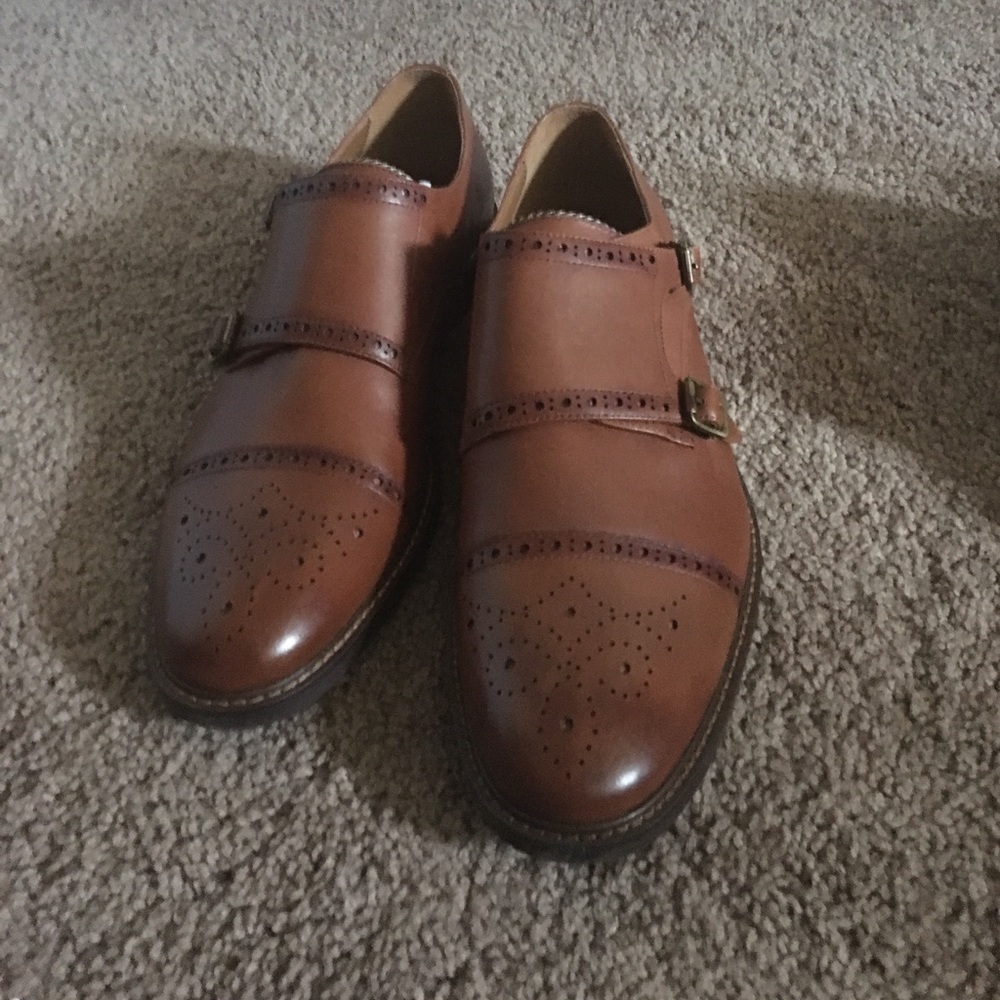 Brown leather dress shoes (Aldo)