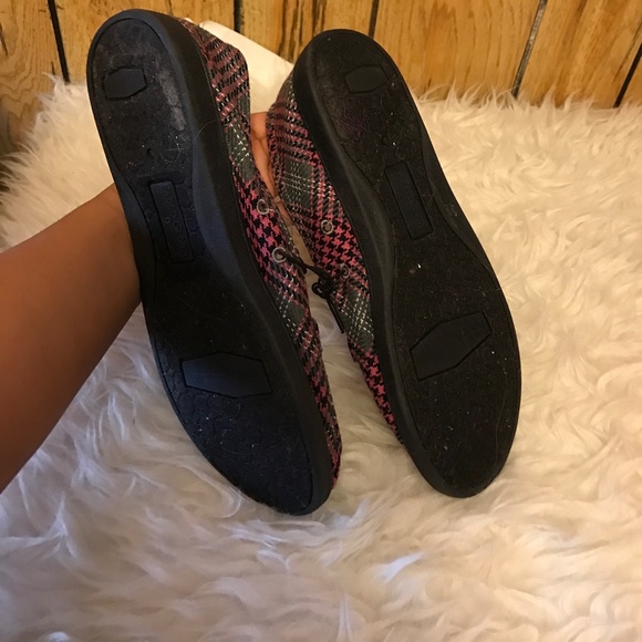 Faded glory shoes🔴 - Picture 4 of 4