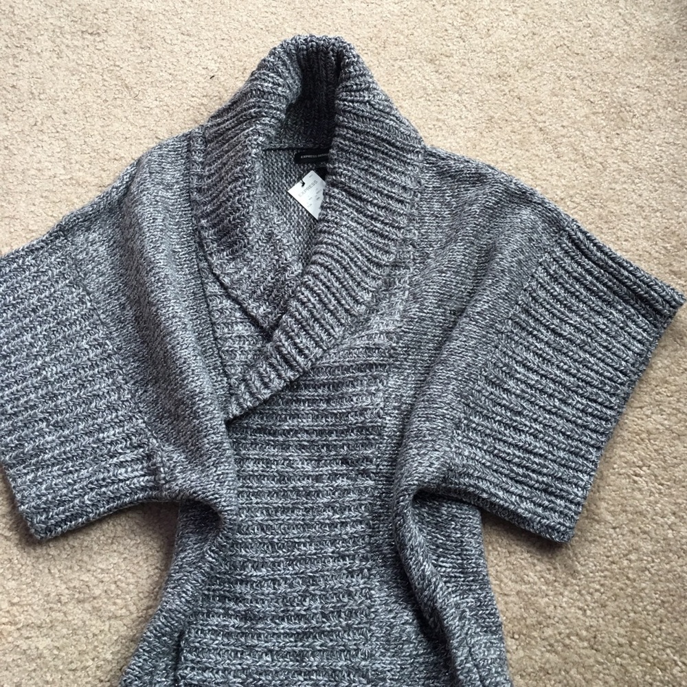 Beautiful elegant  gray wide sleeves sweater