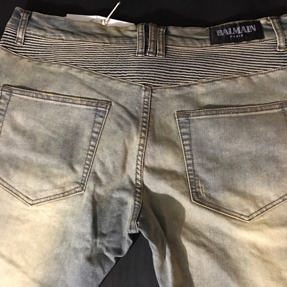 Balmain - Picture 3 of 4