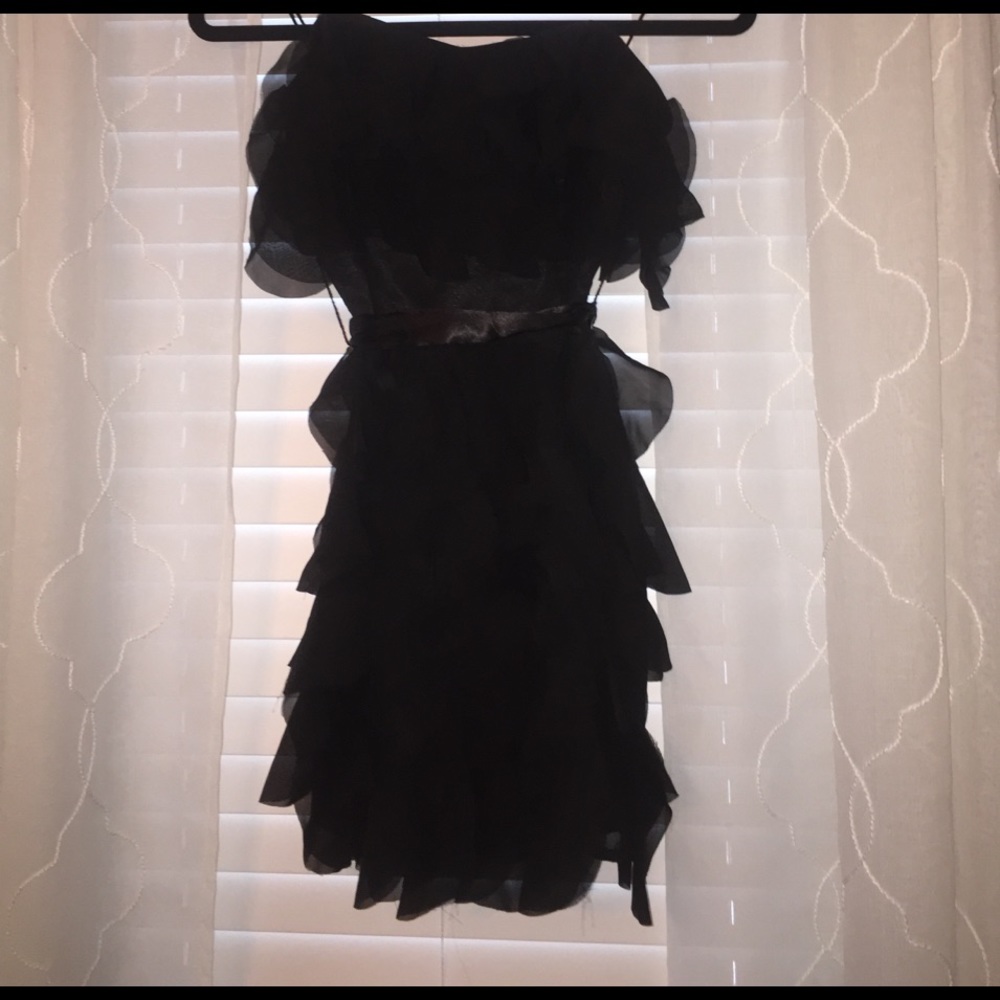 Guess black strapless dress