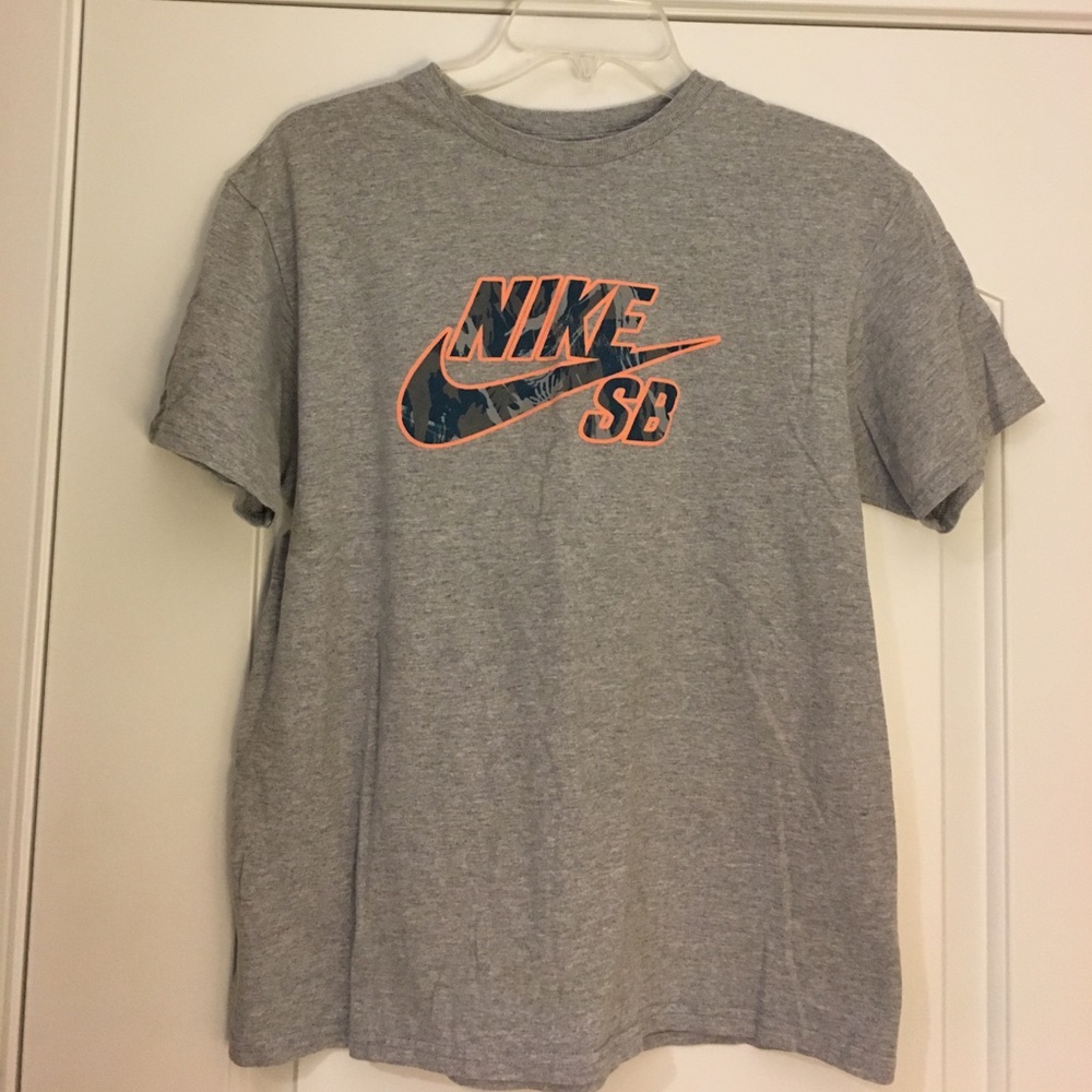 Boy's XL Nike Cotton Tee