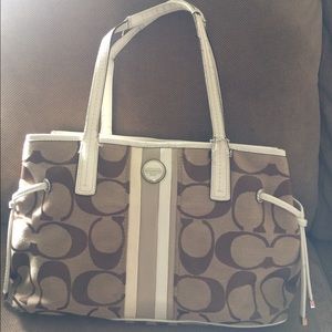 Coach signature tote bag