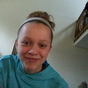 Meet your Posher, Ellie