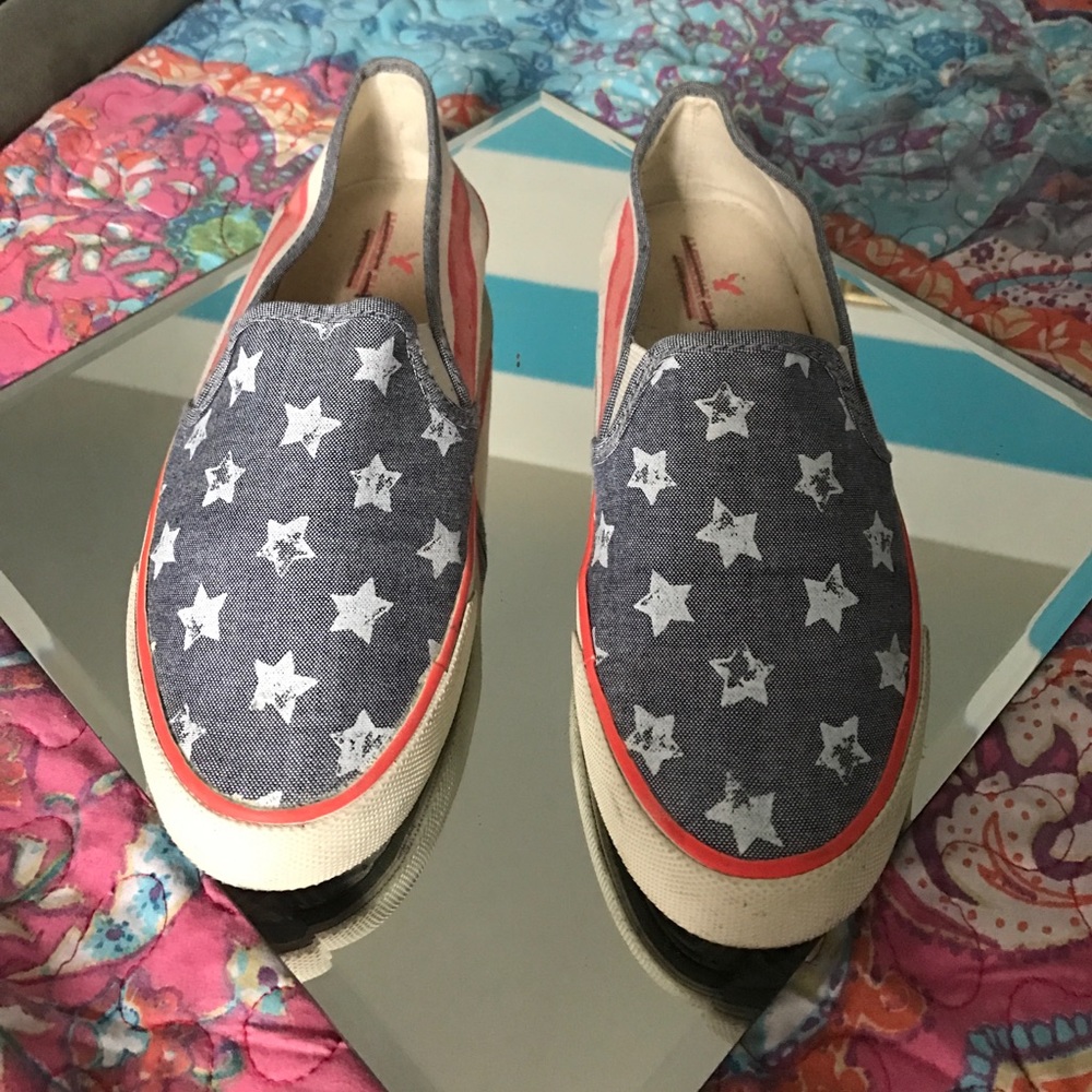 American eagle outfitters canvas shoes