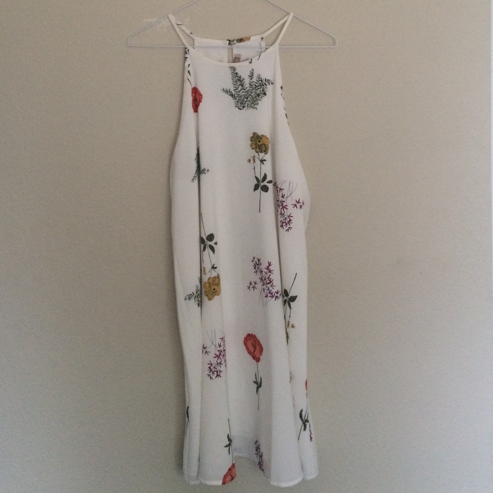 Forever 21 Contemporary Floral Dress