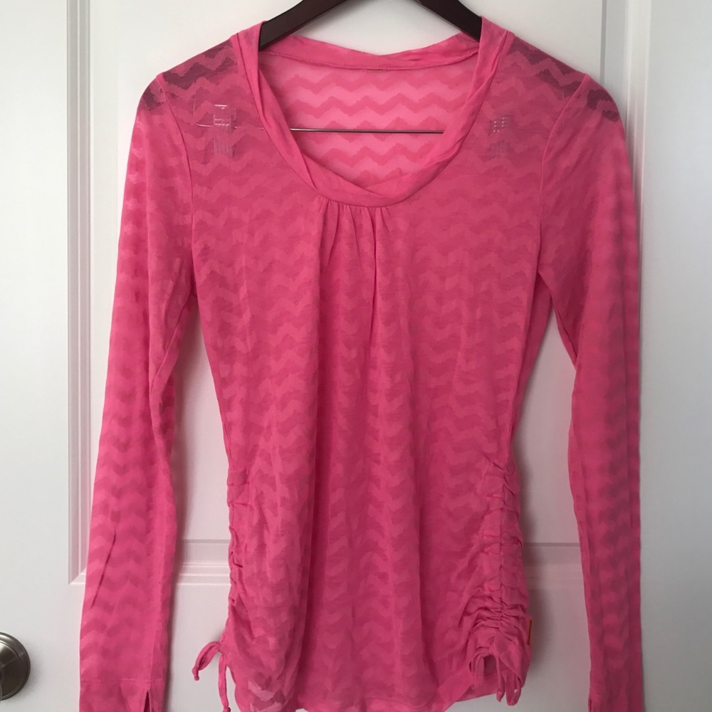 Lucy long sleeve workout shirt, size xs