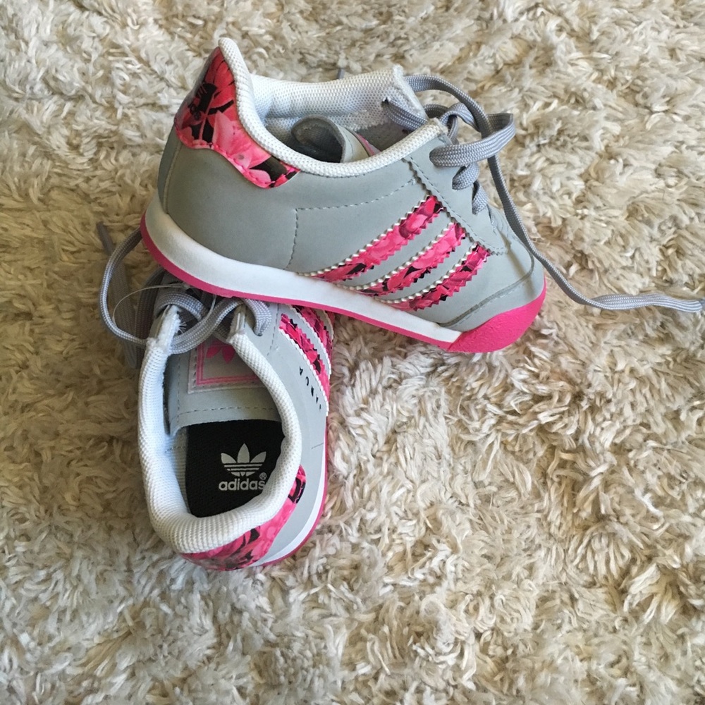 Shoes - Picture 3 of 3