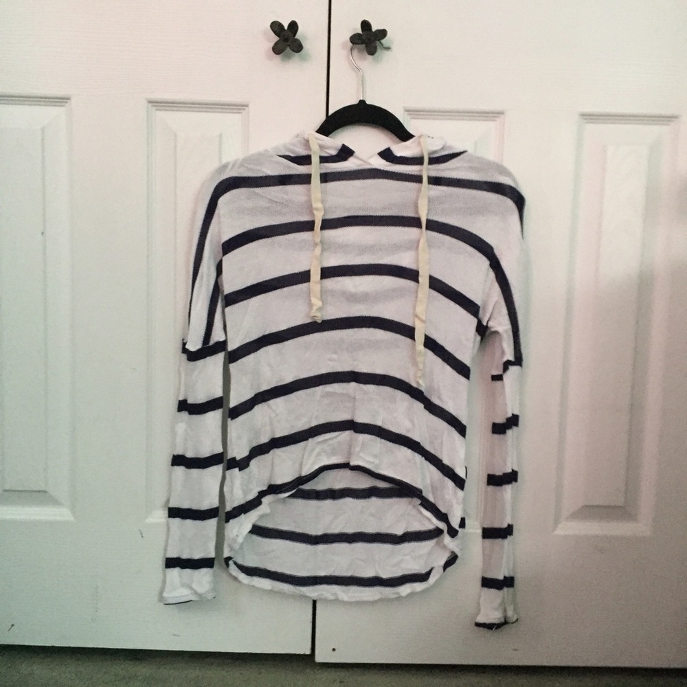 Long sleeve hooded sweater