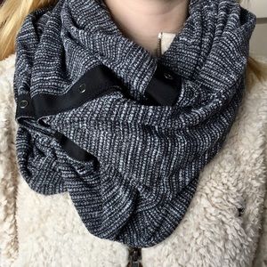 Lululemon Herringbone Vinyasa Scarf