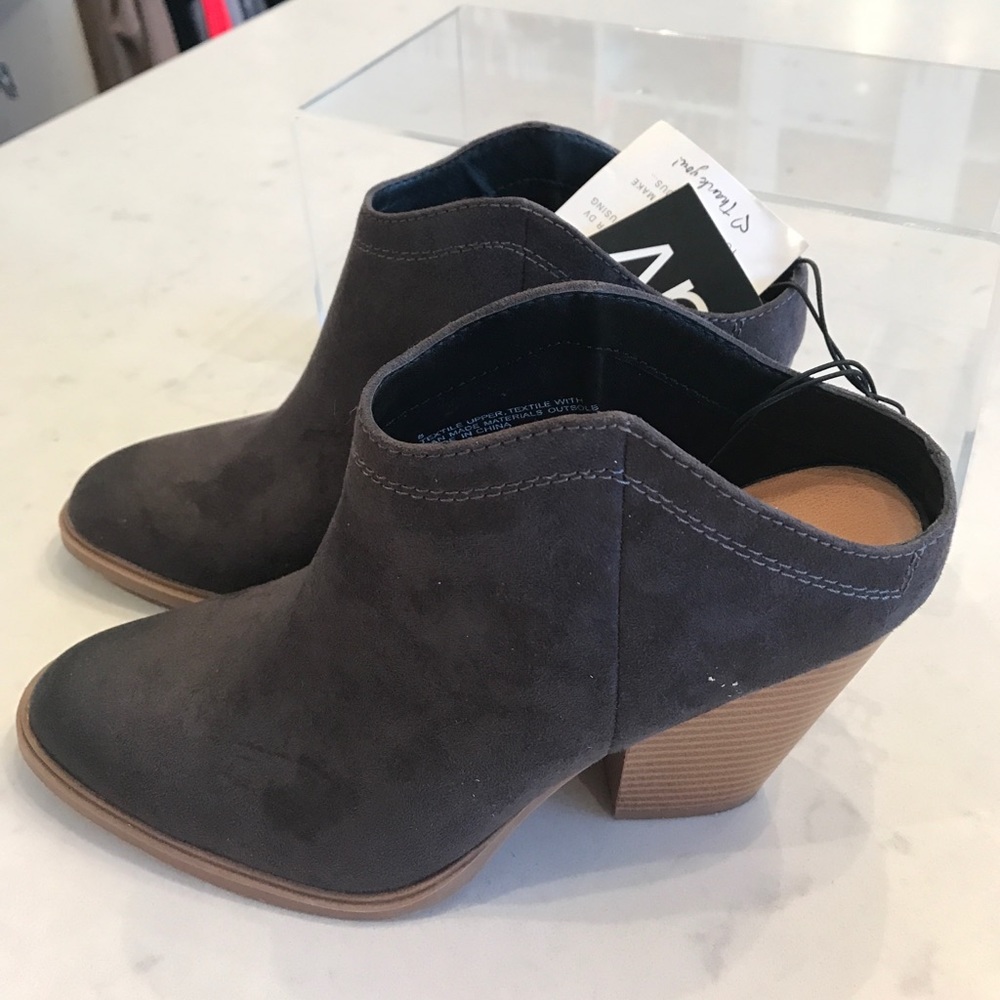 Gray slip on bootie