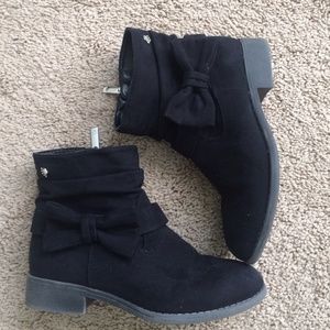 Girls Black Suede Ankle Boot