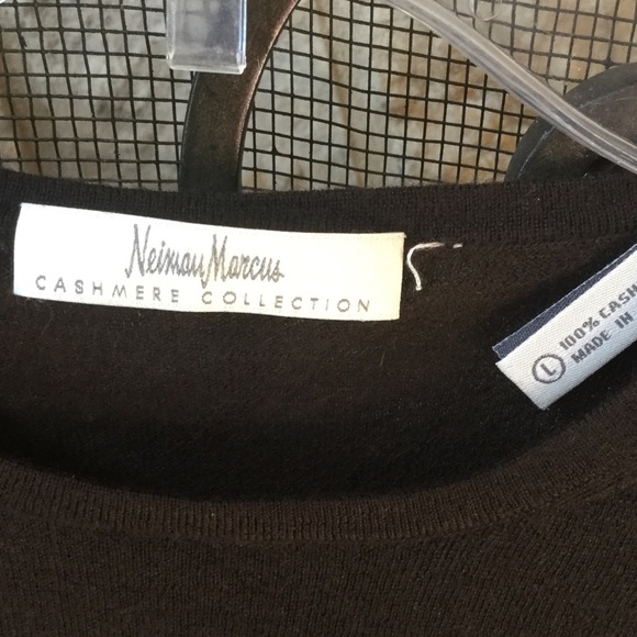 Cashmere Collection - Picture 2 of 2