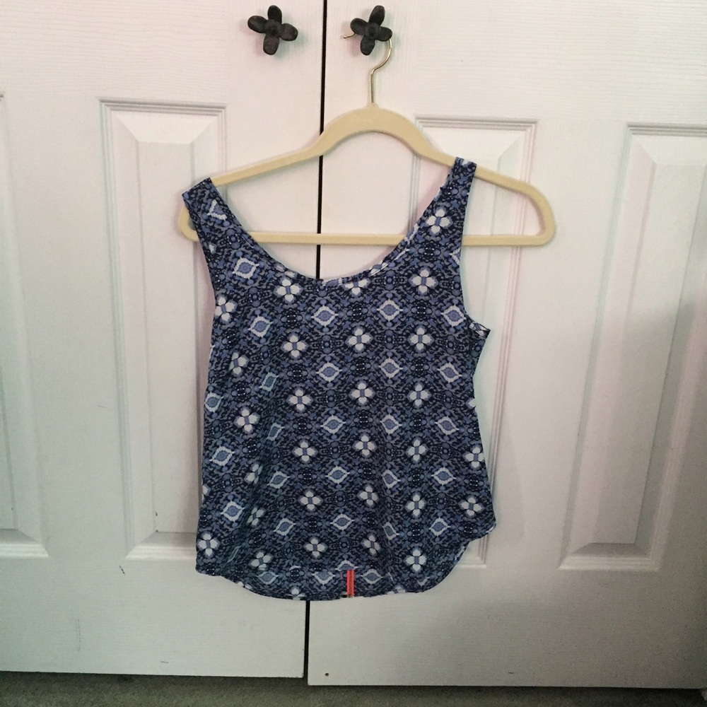 Patterned tank top