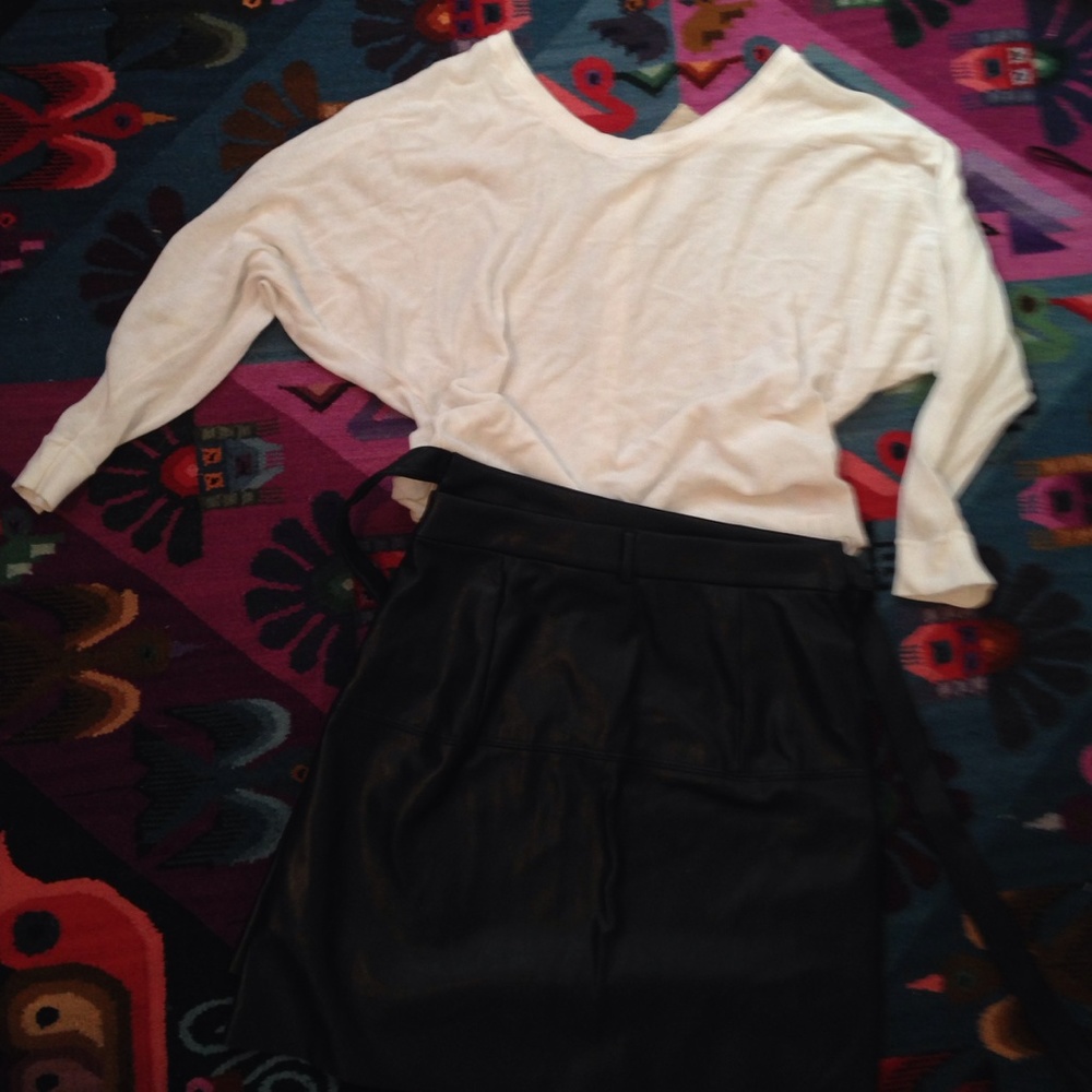 Batwing crop cardigan/ light sweater