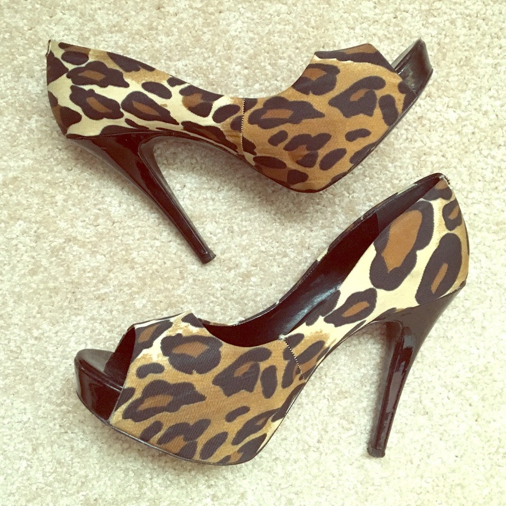 Leopard print Jessica Simpson peep toe heels