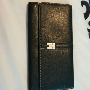 Tommy Hilfiger wallet