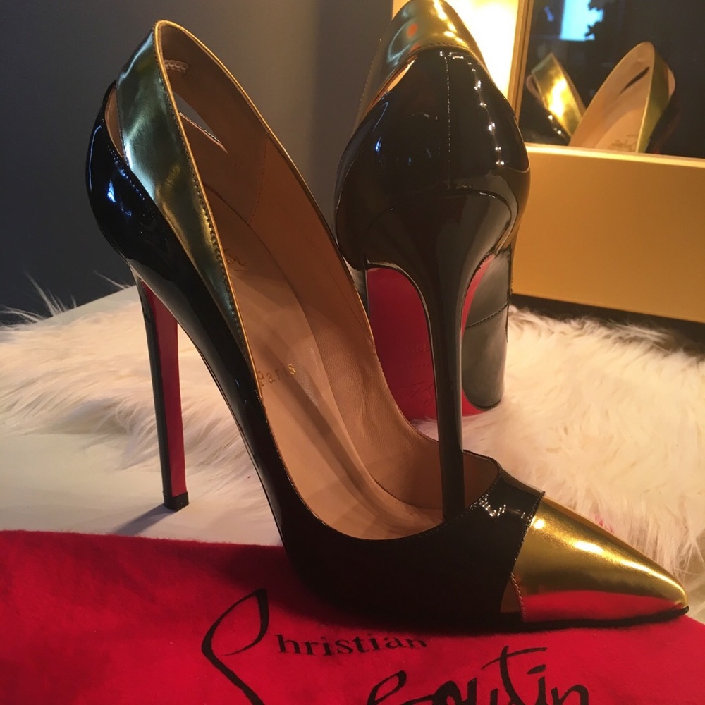 🙅🏽SOLD🙅🏽 Christian Louboutin Duvette Pump 39.5