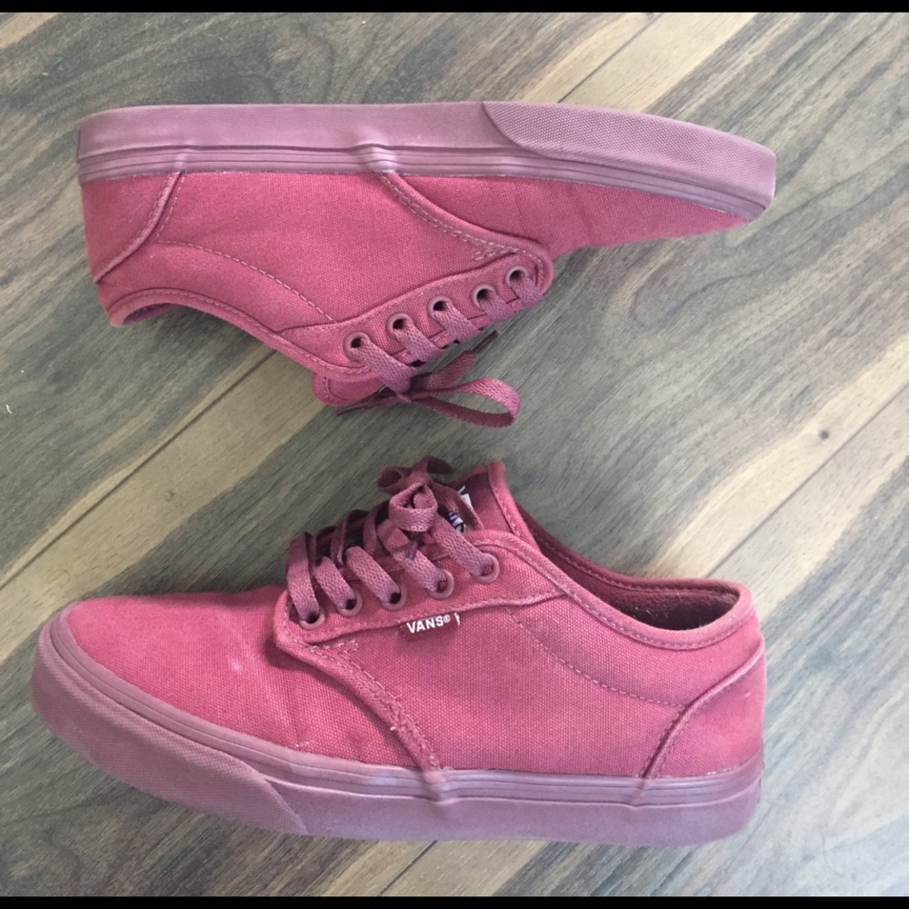 Vans - Picture 2 of 5