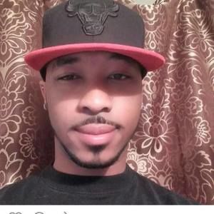 Meet your Posher, Dee