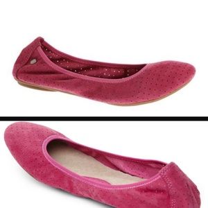 Pink Flats / Hush Puppies "chaste ballet flats"