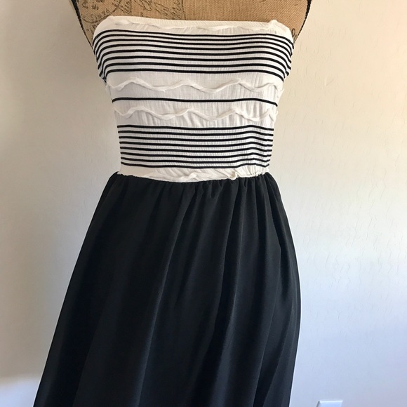 Chiffon Tube Top Dress - Picture 2 of 5